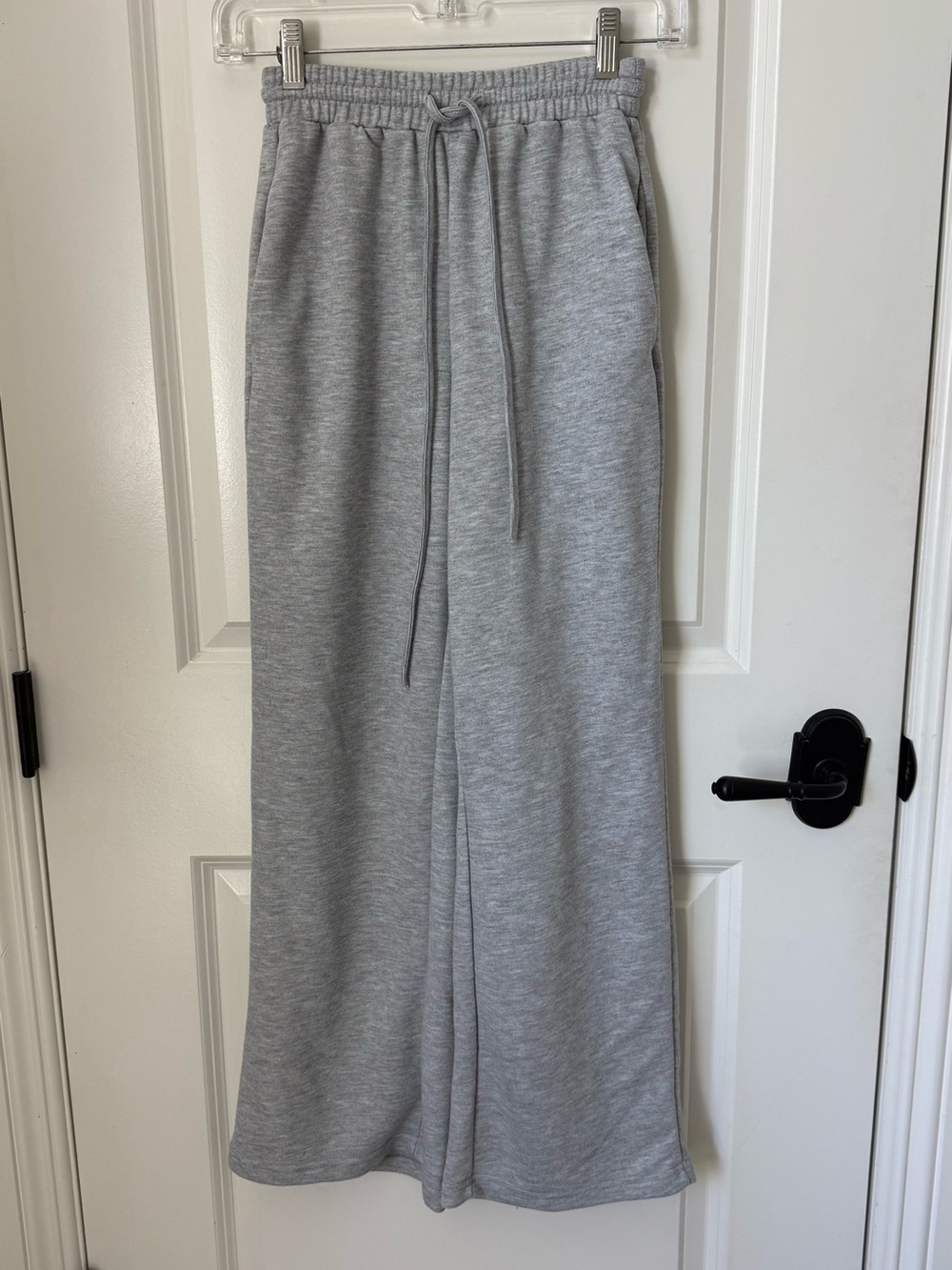 SHEIN Light Gray Drawstring Wide Leg Sweat Pants. Size Petite XXS